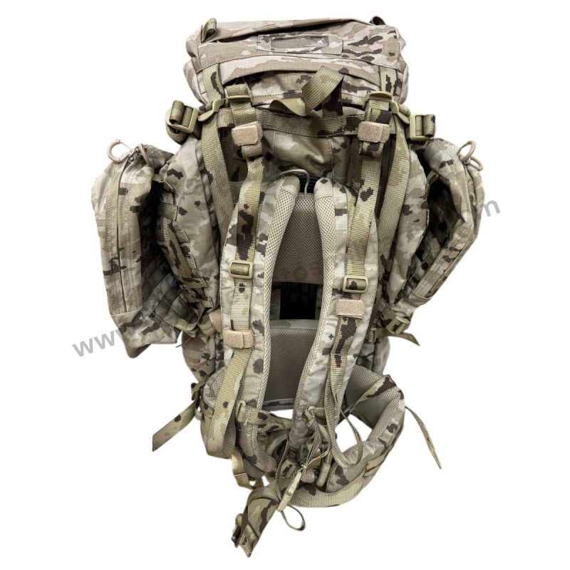 Mochila militar Altus 80 L camuflaje árido Ejército del Aire