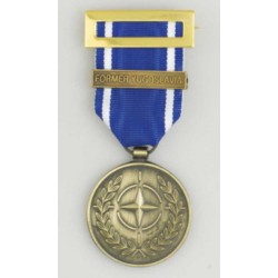 Medalla militar condecorativa  OTAN FORMER YUGOSLAVIA