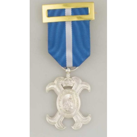 Medalla militar condecorativa  al mérito Civil Cruz de plata