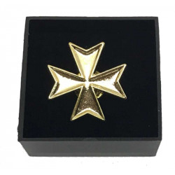 Distintivo metálico Cruz de Malta Cuerpos Comunes